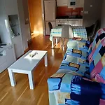 En Puerto De Vega 나비아