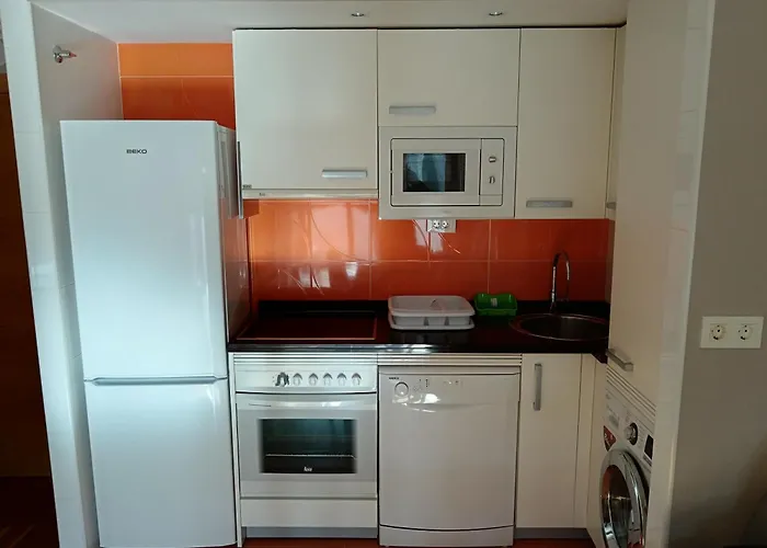 En Puerto De Vega * Navia